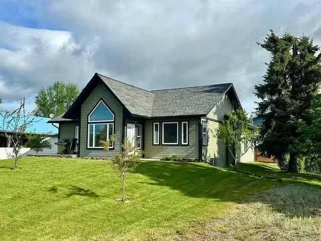 House for sale in Vanderhoof, British Columbia