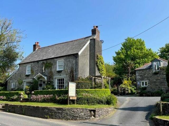 House for sale in Camelford, Cornwall