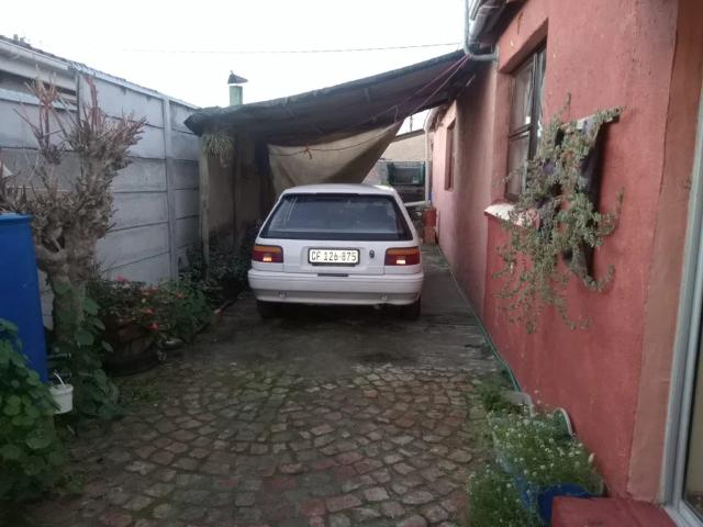 House for sale in Cape Town, Cape Flats