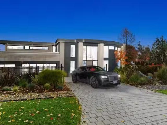 House for sale in West Vancouver, British Columbia