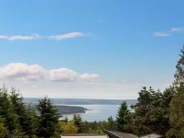 House for sale in West Vancouver, British Columbia