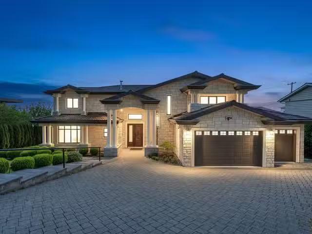House for sale in West Vancouver, British Columbia