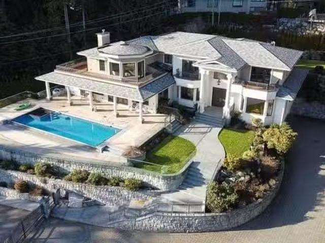 House for sale in West Vancouver, British Columbia