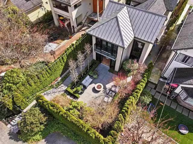 House for sale in West Vancouver, British Columbia