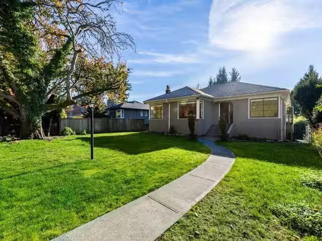 House for sale in West Vancouver, British Columbia