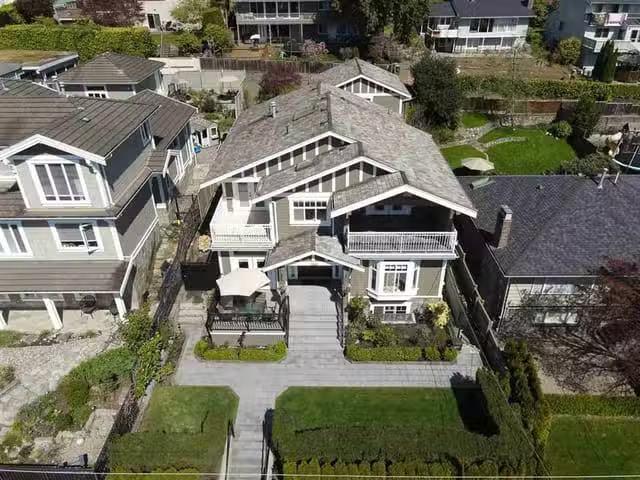 House for sale in West Vancouver, British Columbia
