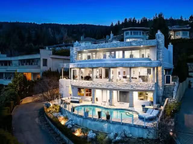 House for sale in West Vancouver, British Columbia