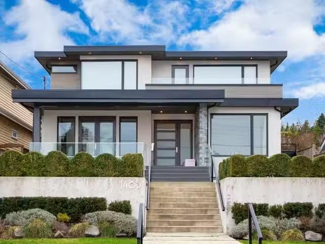 House for sale in West Vancouver, British Columbia