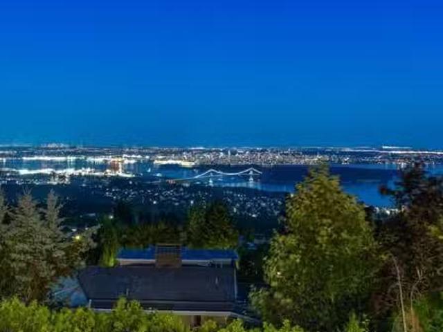 House for sale in West Vancouver, British Columbia