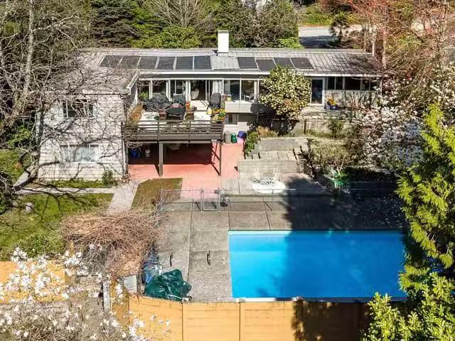 House for sale in West Vancouver, British Columbia