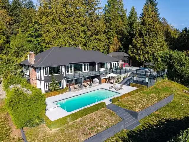 House for sale in West Vancouver, British Columbia