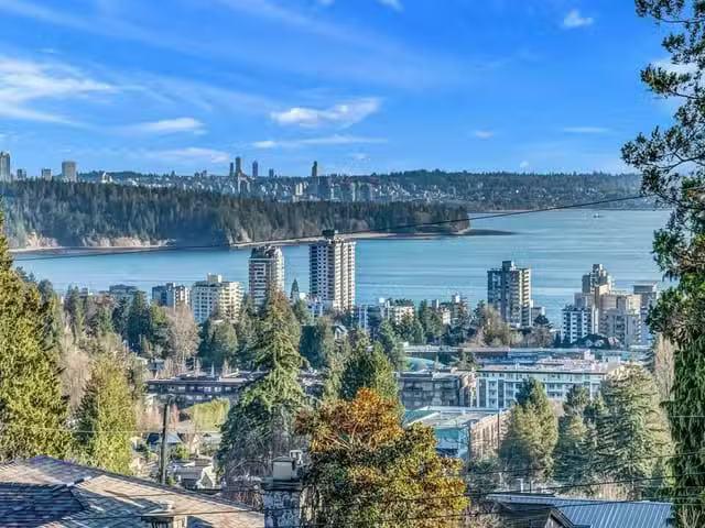 House for sale in West Vancouver, British Columbia