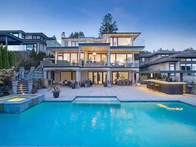 House for sale in West Vancouver, British Columbia