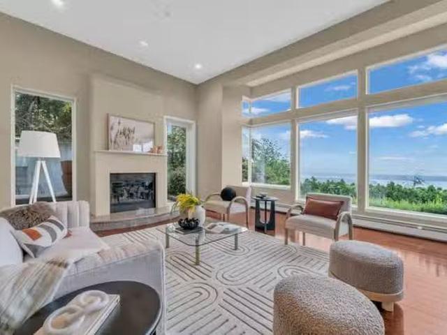 House for sale in West Vancouver, British Columbia