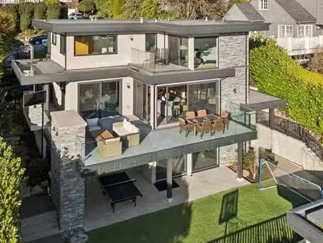 House for sale in West Vancouver, British Columbia
