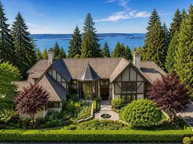 House for sale in West Vancouver, British Columbia