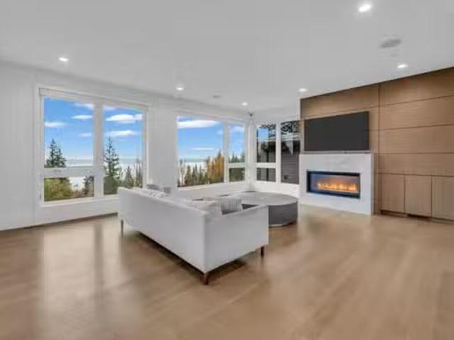House for sale in West Vancouver, British Columbia