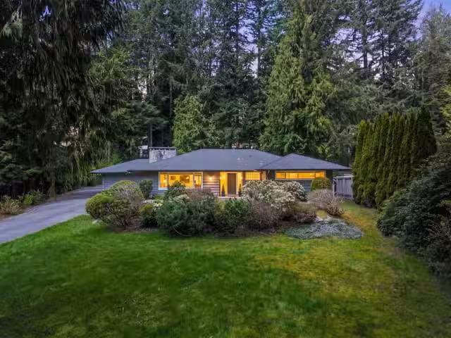 House for sale in West Vancouver, British Columbia