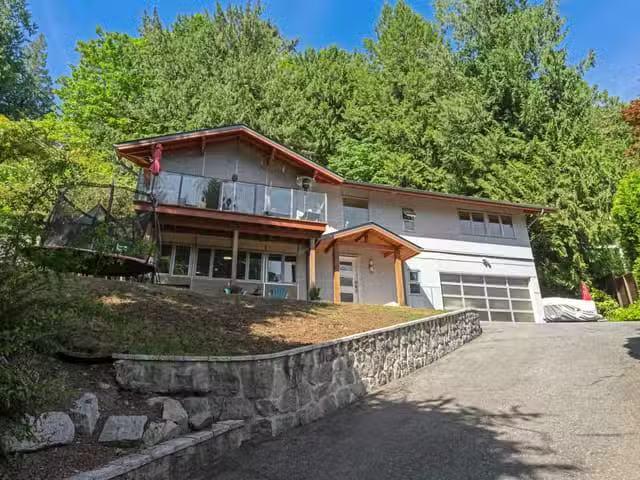 House for sale in West Vancouver, British Columbia