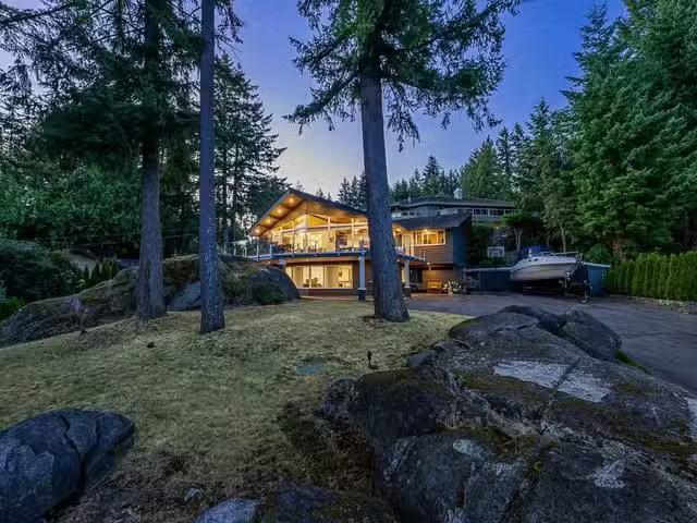 House for sale in West Vancouver, British Columbia
