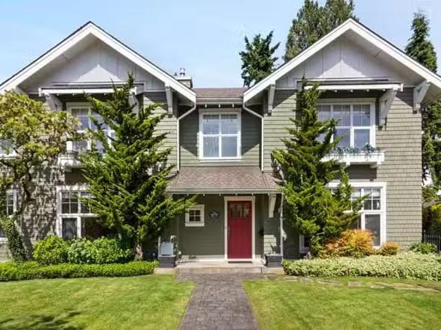 House for sale in West Vancouver, British Columbia