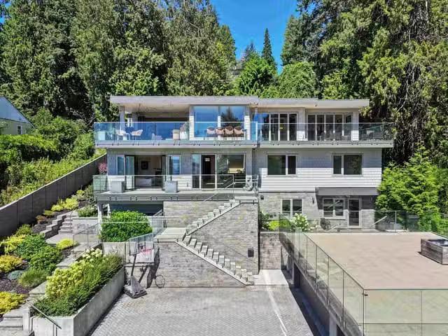 House for sale in West Vancouver, British Columbia