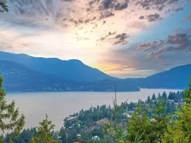 House for sale in West Vancouver, British Columbia