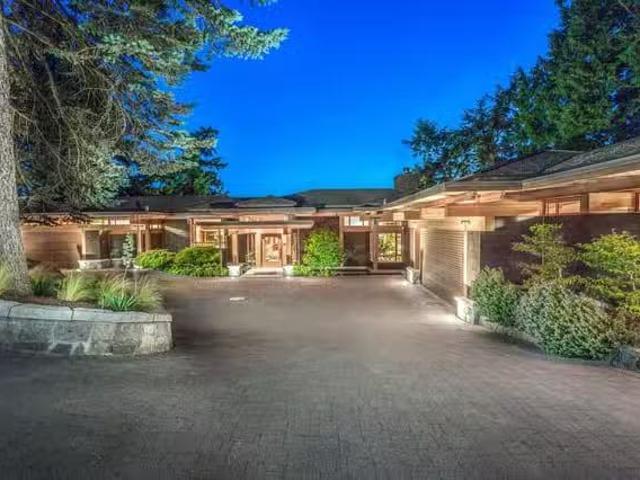 House for sale in West Vancouver, British Columbia
