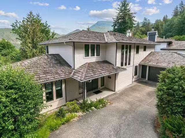 House for sale in West Vancouver, British Columbia