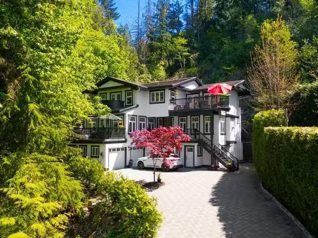 House for sale in West Vancouver, British Columbia