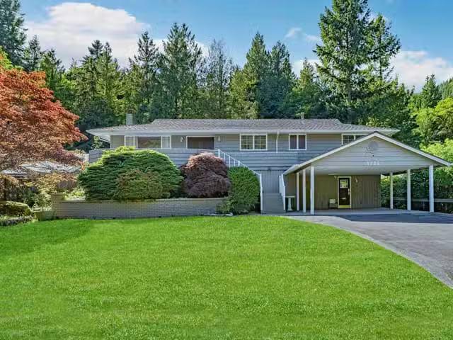 House for sale in West Vancouver, British Columbia