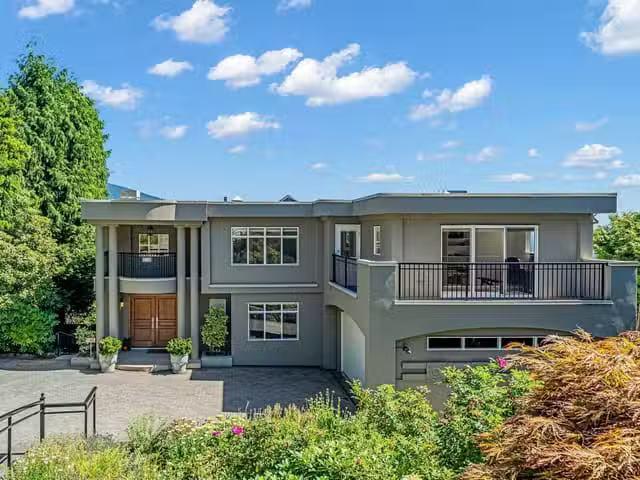 House for sale in West Vancouver, British Columbia