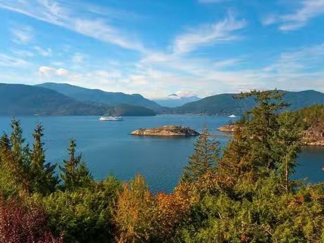 House for sale in West Vancouver, British Columbia