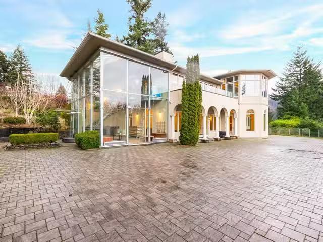 House for sale in West Vancouver, British Columbia
