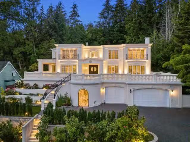 House for sale in West Vancouver, British Columbia