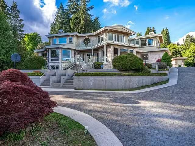House for sale in West Vancouver, British Columbia