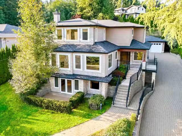 House for sale in West Vancouver, British Columbia