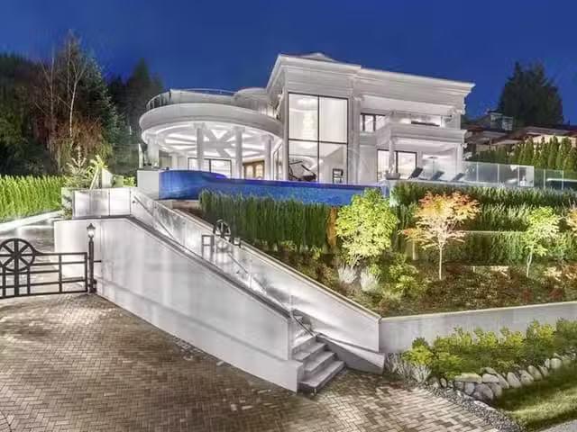 House for sale in West Vancouver, British Columbia