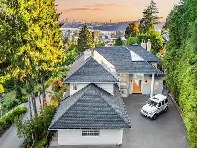 House for sale in West Vancouver, British Columbia
