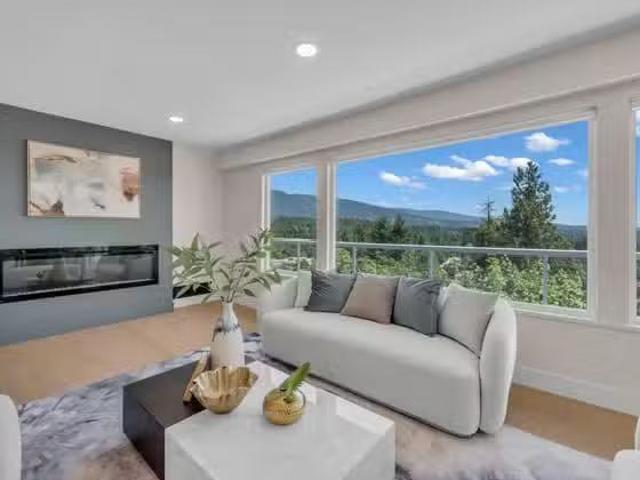 House for sale in West Vancouver, British Columbia