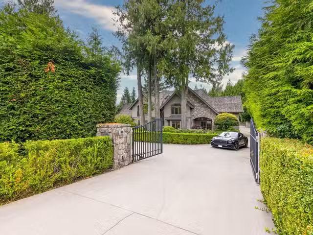 House for sale in West Vancouver, British Columbia