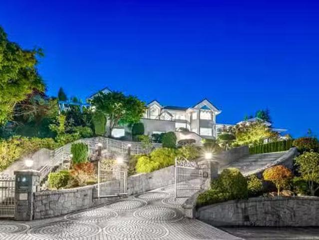 House for sale in West Vancouver, British Columbia