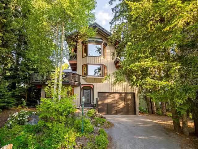 House for sale in Whistler, British Columbia