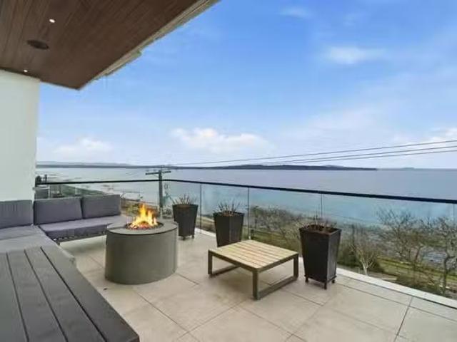 House for sale in White Rock, British Columbia
