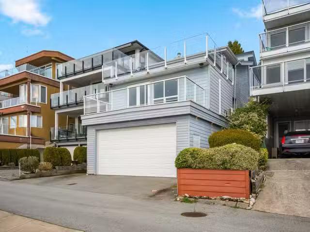 House for sale in White Rock, British Columbia