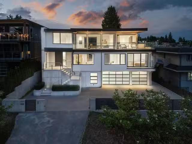 House for sale in White Rock, British Columbia