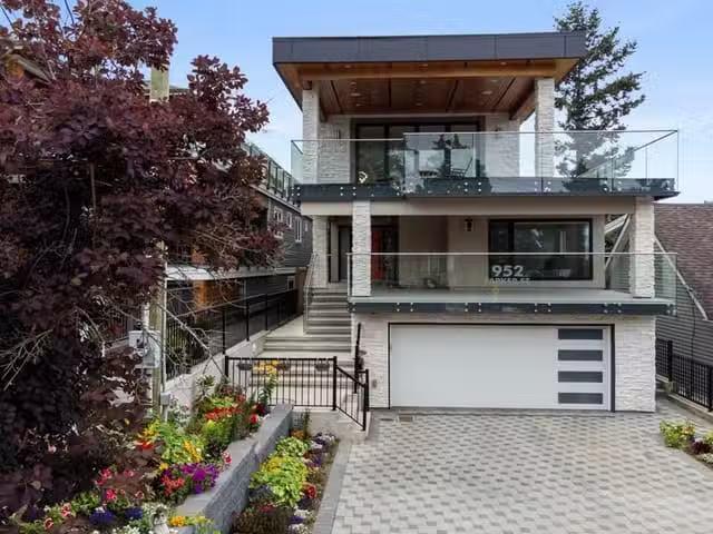 House for sale in White Rock, British Columbia