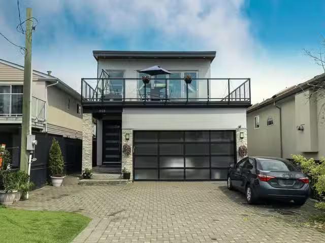 House for sale in White Rock, British Columbia