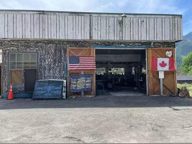 House for sale in Canyon, British Columbia