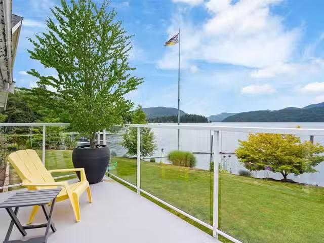 House for sale in Youbou, British Columbia